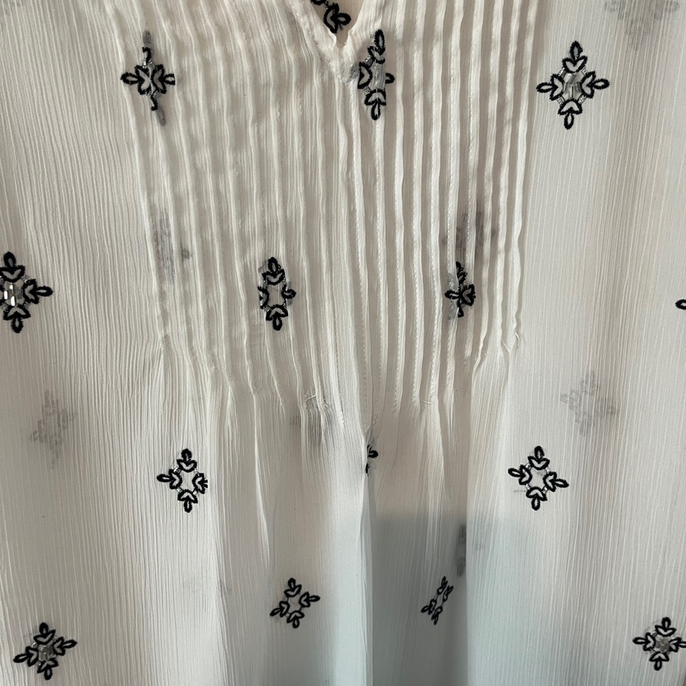 White House Black Market White and Black Women's Top 3/4 sleeve boho - Picture 6 of 14